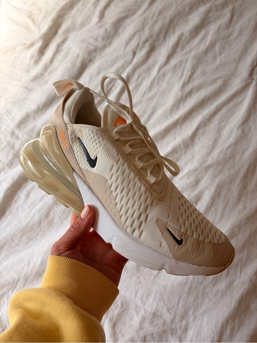 Nike Women’s Air Max 270 Beige/White Sneakers